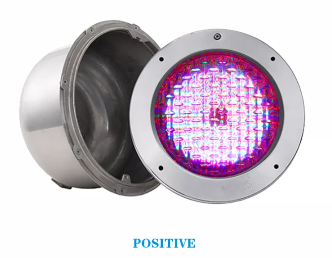 Produttori di luci per piscine